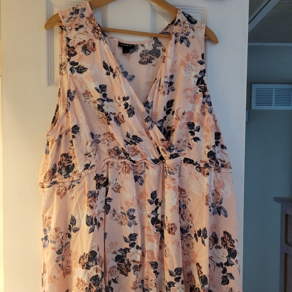 Torrid Sleeveless top